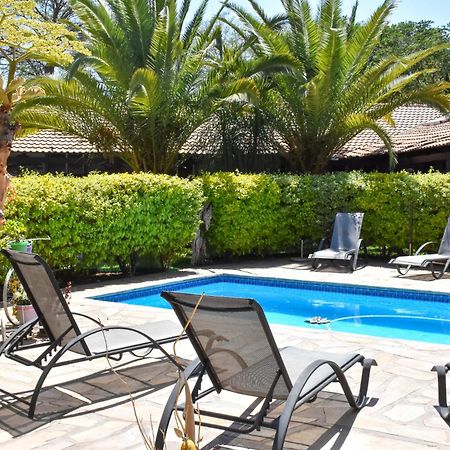 Kamaku Guesthouse Cc Otjiwarongo Dış mekan fotoğraf