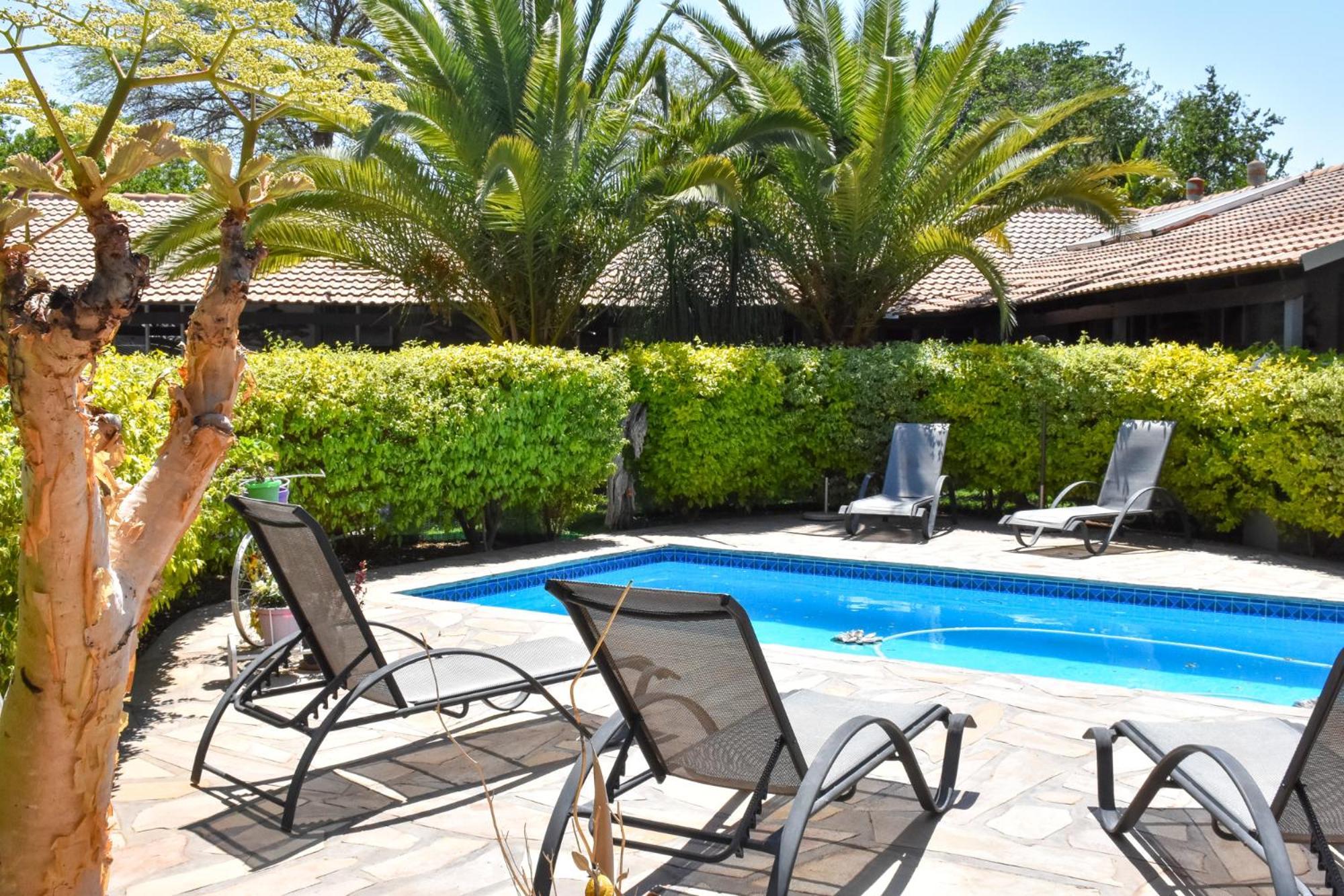 Kamaku Guesthouse Cc Otjiwarongo Dış mekan fotoğraf